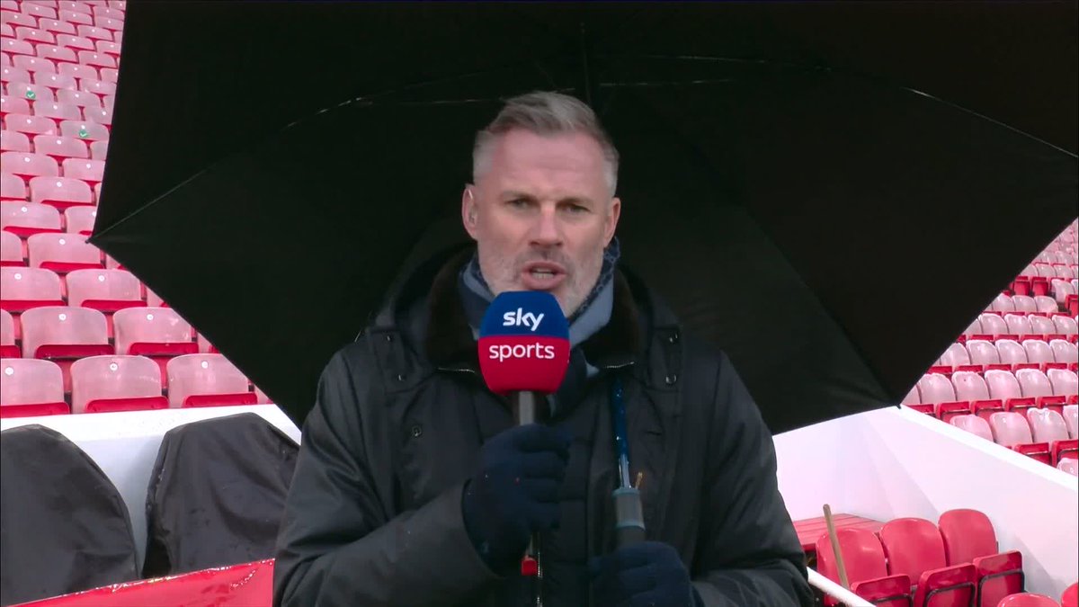 "He's been himself and you can see that on and off the pitch" Jamie Carragher compares Arne Slot's personality to former Liverpool boss Jurgen Klopp 🤝