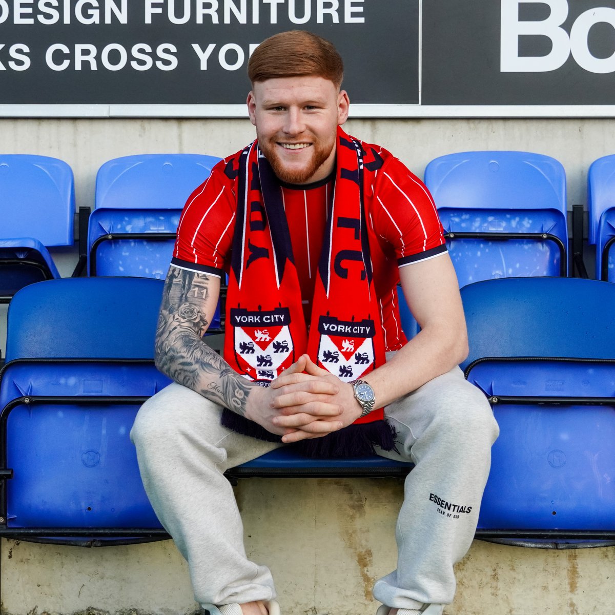 💬 "I think it is a club with massive ambition, and hopefully I can play my part in helping." Hear Josh Stones' first interview after signing for the Minstermen. Listen ➡️ #YCFC 🔴🔵