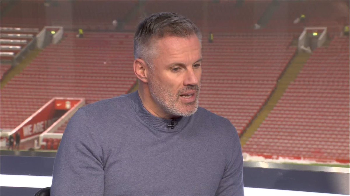 "I don't think the game could've gone much worse for him..." Daniel Sturridge and Jamie Carragher talk about Trent Alexander-Arnold and the rumours surrounding his future at Liverpool 😮