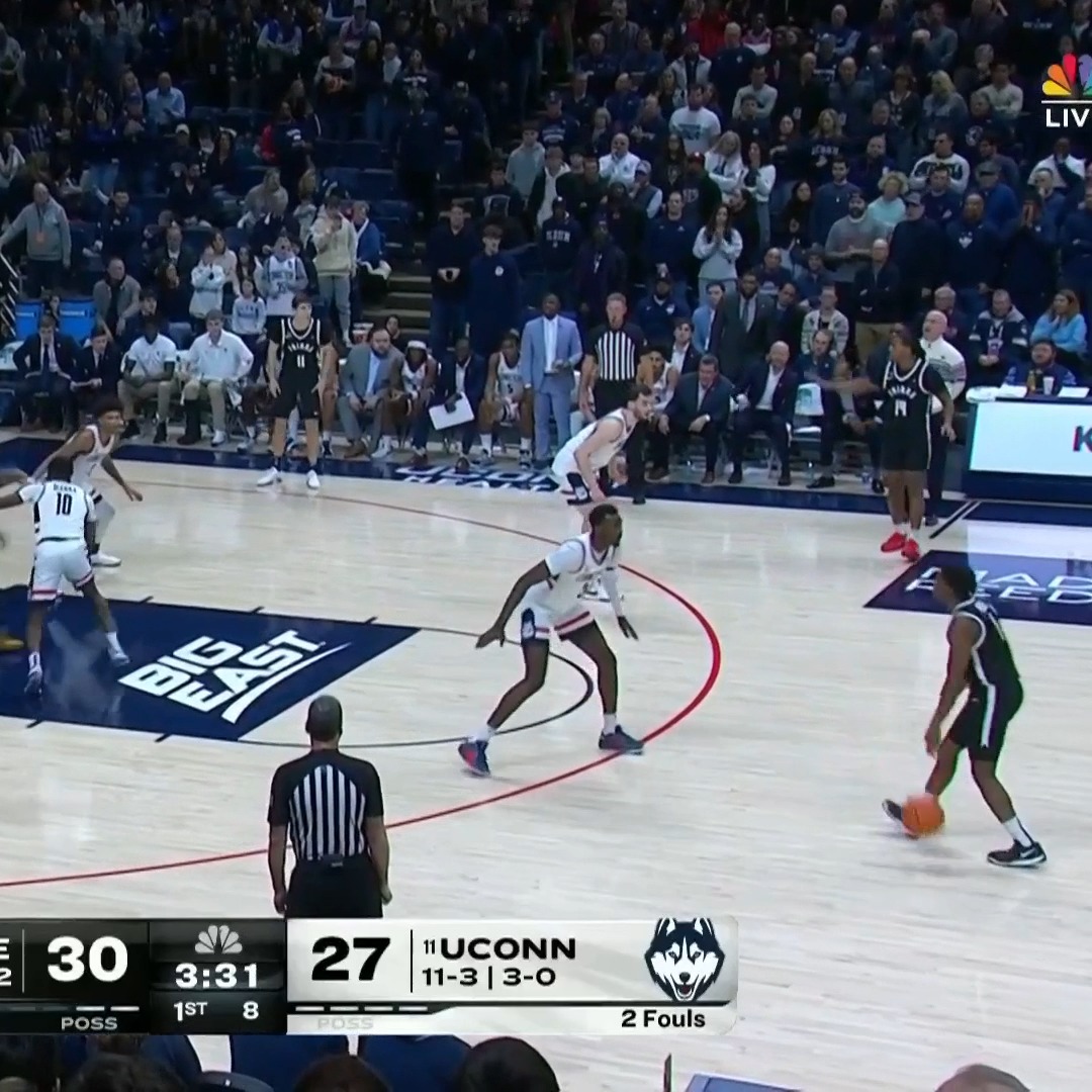 The Providence offense is clicking in the first half. 🎯 📺 NBC &amp; Peacock | Providence MBB