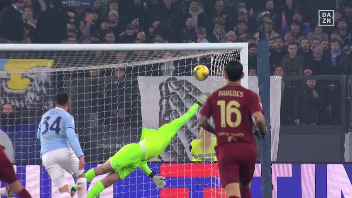 Pffff, qué locura de la Roma 😍 Il Capitano Pellegrini toma el derbi con un golazo. #SerieAenDAZN 🇮🇹