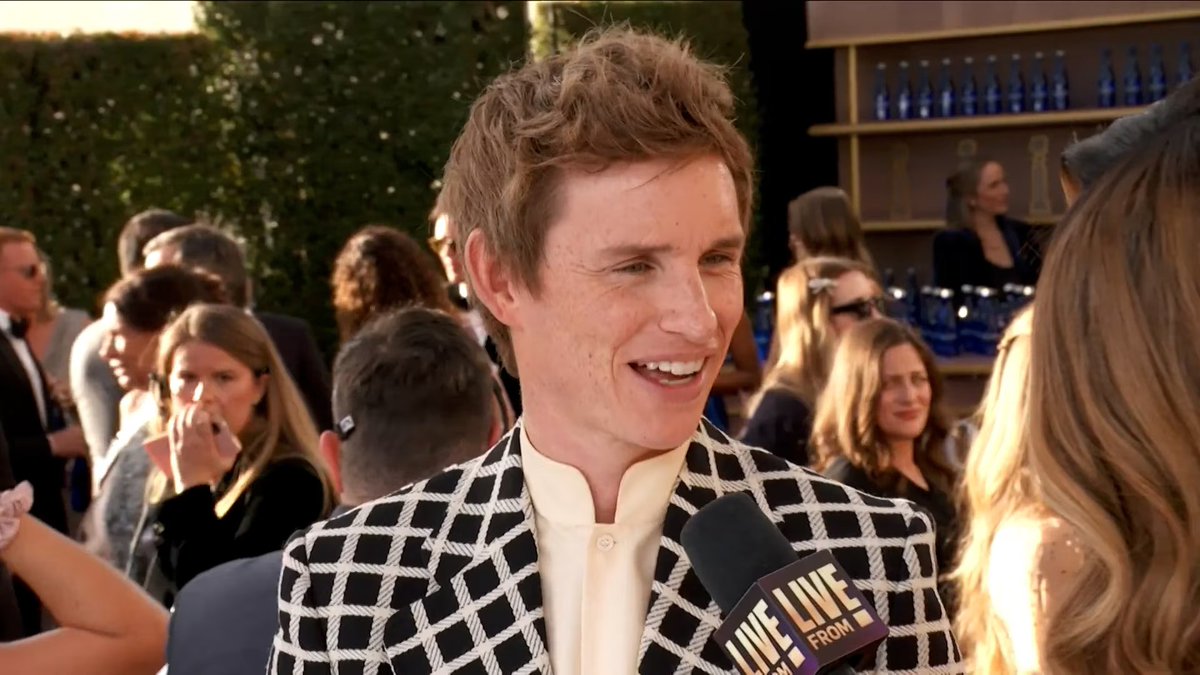 Eddie Redmayne made a fantastic choice for his suit!