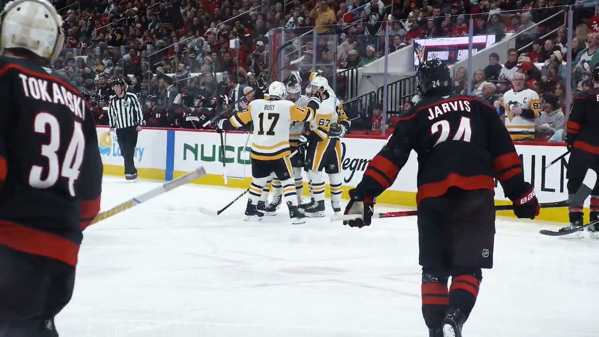 Erik Karlsson has nine points (2G-7A) in his last nine games.