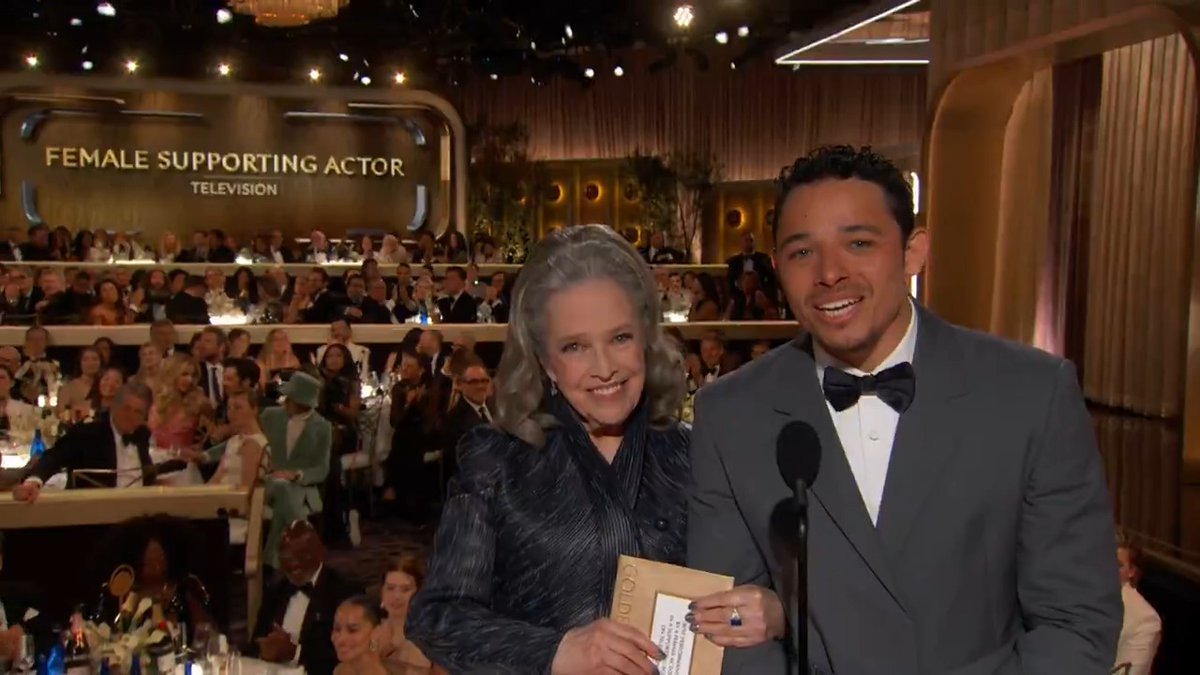 Hello Anthony Ramos and Kathy Bates! Thanks for presenting the #GoldenGlobes award for Best Supporting Female Actor – Television! 📺