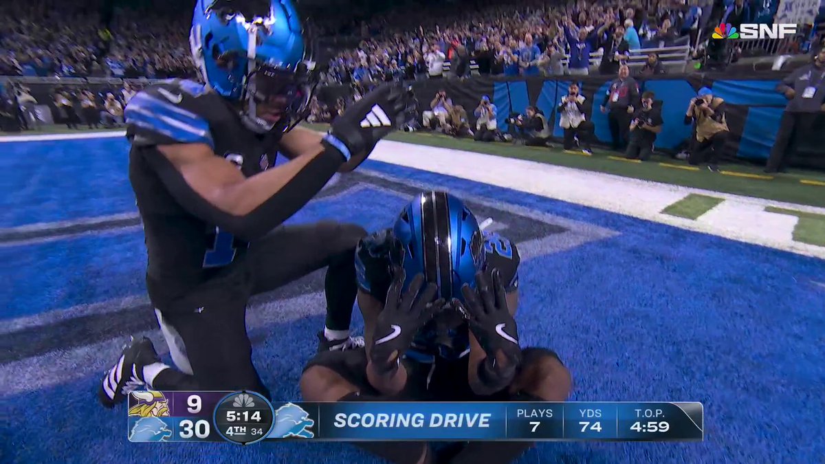 Crown that man! 👑 Jahmyr Gibbs punches in his FOURTH TD of the night. 📺 NBC &amp; Peacock