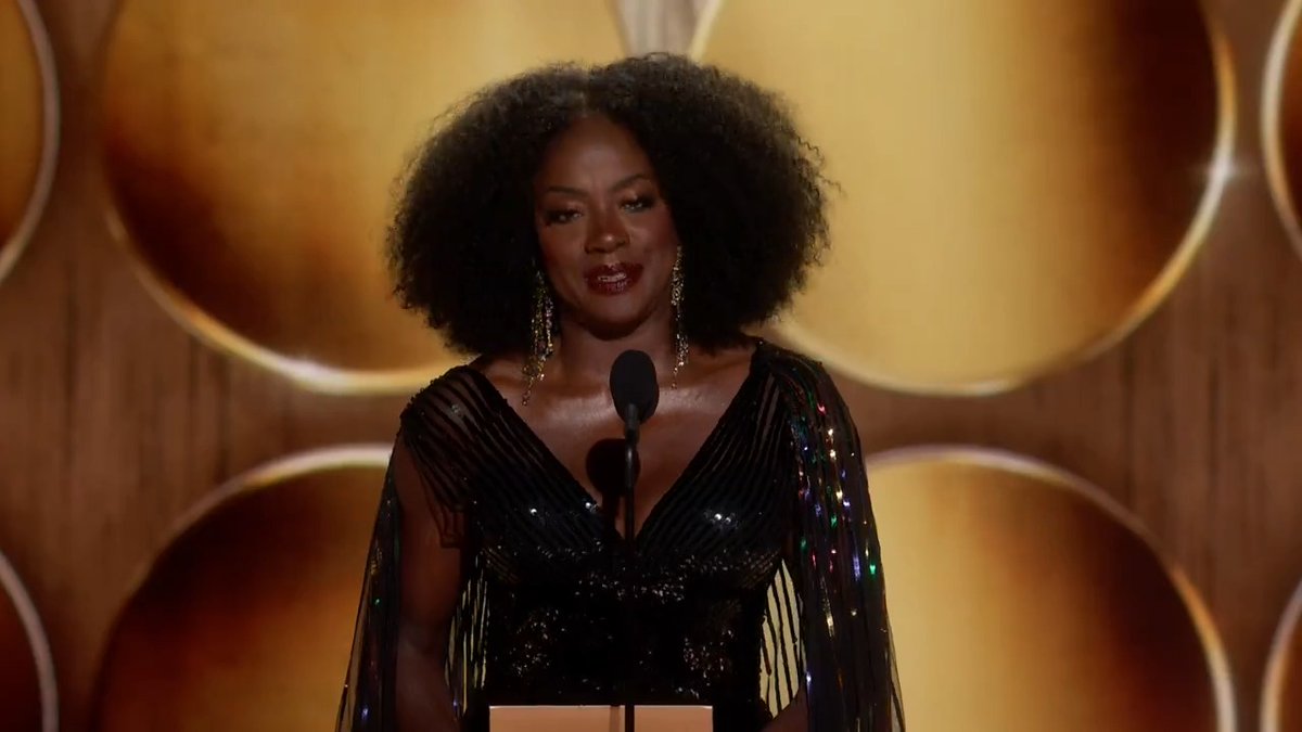 Here to present the #GoldenGlobes award for Best Female Actor – Motion Picture – Drama... Please welcome our Cecil B. DeMille Award recipient, Viola Davis! 🎬
