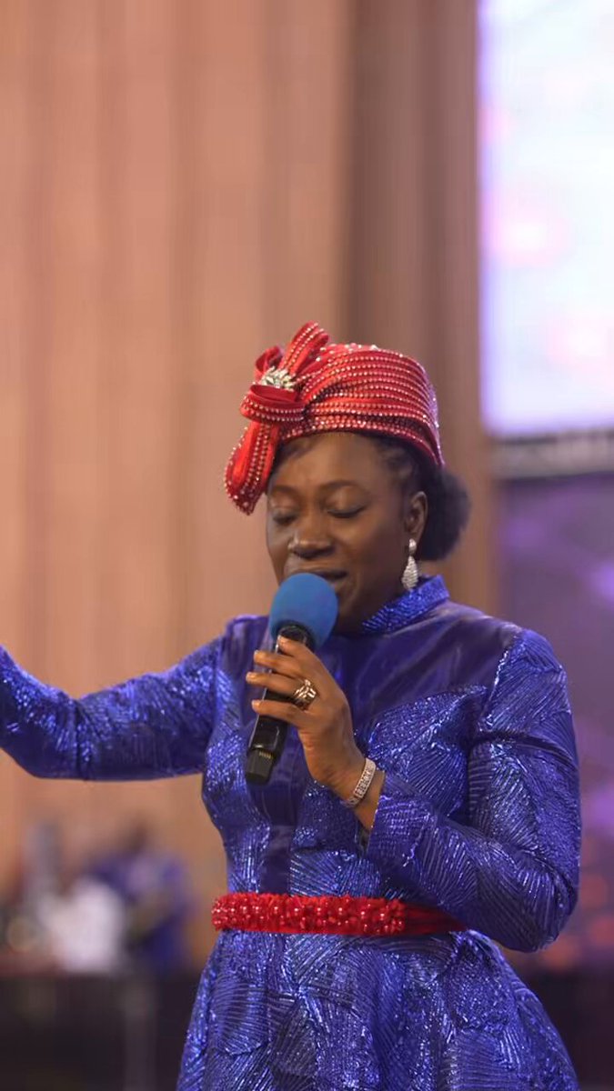 At this beginning of the year we declare that the hand of God be made manifest upon your life in the name of Jesus! I declare upon you today, you will not labor in vain anymore, your effort shall produce the effect and your seed shall produce the harvest in the name of Jesus! In 2025, you shall start well, you shall do well, you shall go well and you shall end well in the name of Jesus! Have it the way you want it this year. #january #parental #blessing #declaration #drbeckypaulenenche #drpaulenenche #dunamis