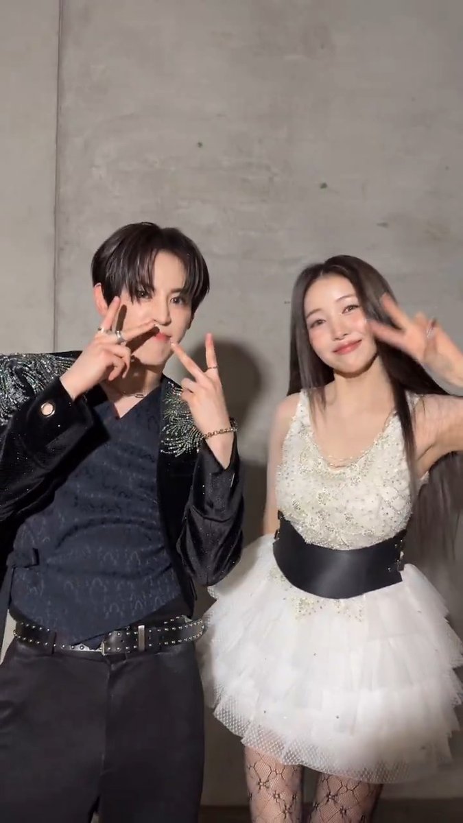 🙌 #NOWADAYS #현빈 과의 다정한 계절 속에서🐈 #나우어데이즈 #HYEONBIN 🔗 🔗 🔗 #여자친구 #GFRIEND #우리의다정한계절속에 🧭