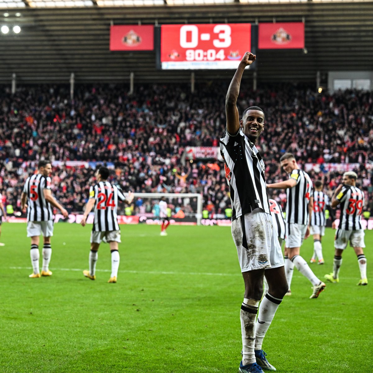The Stadium of Light became the Stadium of Black and White! ๐ On this day last year! ๐