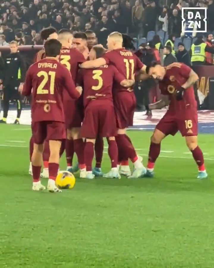 I gol di #Pellegrini e #Saelemaekers fanno esplodere l’Olimpico giallorosso 🔊 💛❤️ #RomaLazio #DAZN