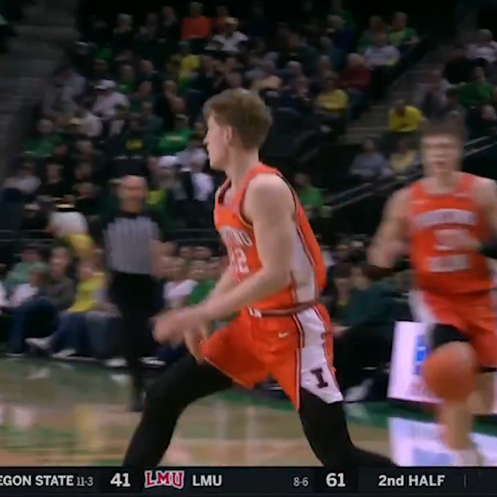 KJ is something else ๐คฉ The star freshman's highlight assist in Illinois Men's Basketball's convincing win at No. 9 Oregon is our #B1GMBBall ๐๐ก๐๐ฎ ๐ค๐ ๐ฉ๐๐ ๐๐๐๐ . ๐ Old Trapper Beef Jerky