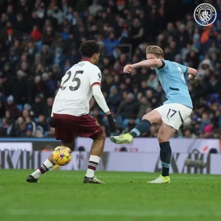 That Kevin De Bruyne vision! 🔮🥜