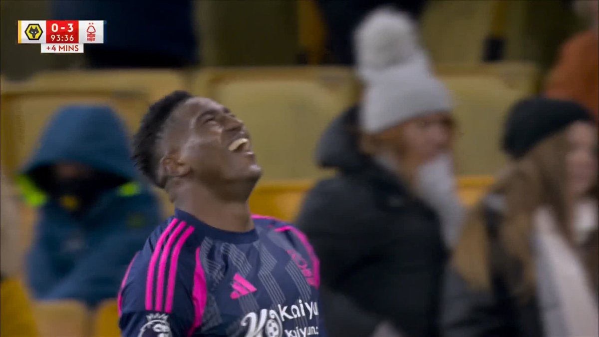 Taiwo Awoniyi gifts Nottingham Forest their THIRD goal! ๐ฅ