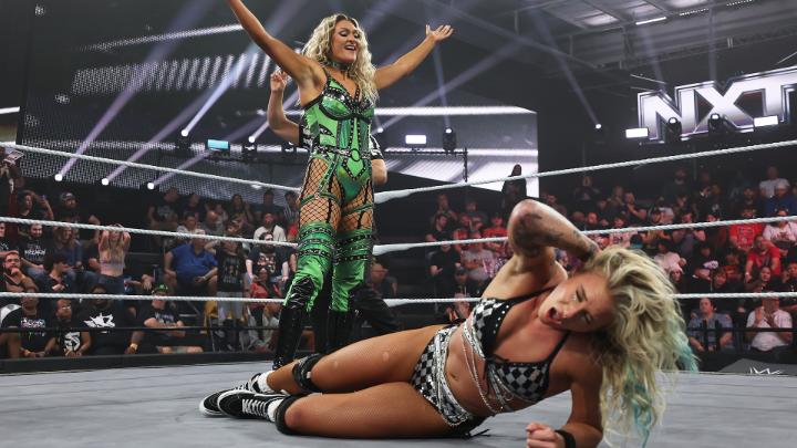 After a few run-ins backstage, IZZI DAME and Sol Ruca battle it out in singles action. #WWENXT