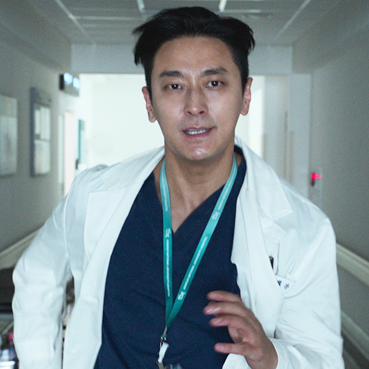 FOI AQUI QUE PEDIRAM UM MÉDICO? Minha nova série coreana Heróis de Plantão chega no dia 24 de janeiro.