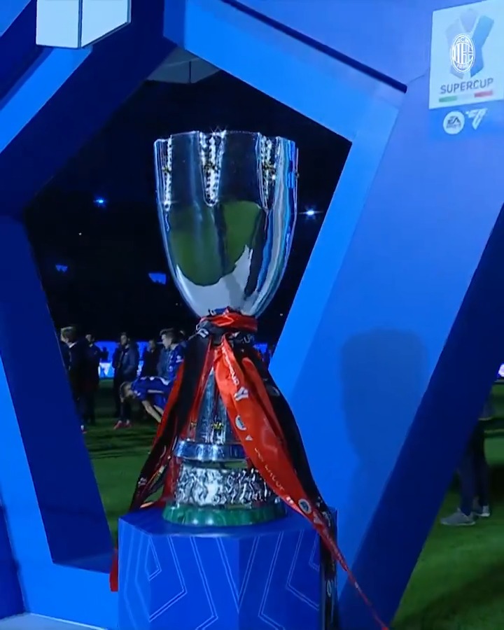 Boa noite, Nação ❤️🖤 #SempreMilan