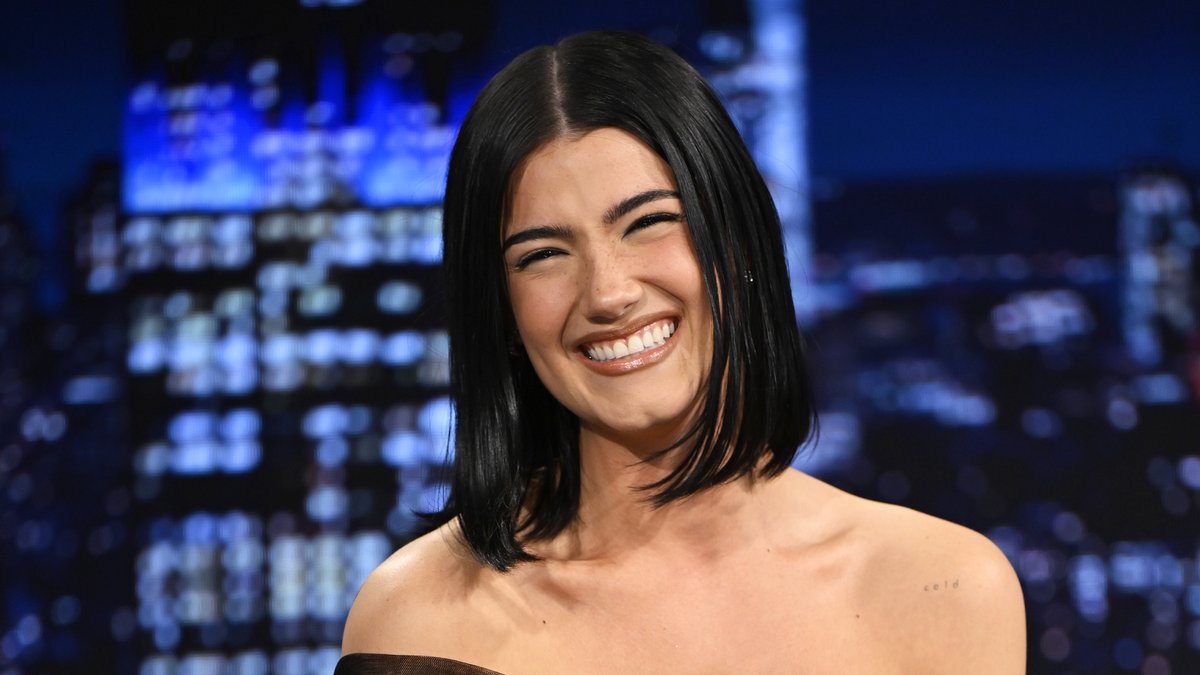 .charli catches Jimmy up on her made-up slang 🤣 #FallonTonight