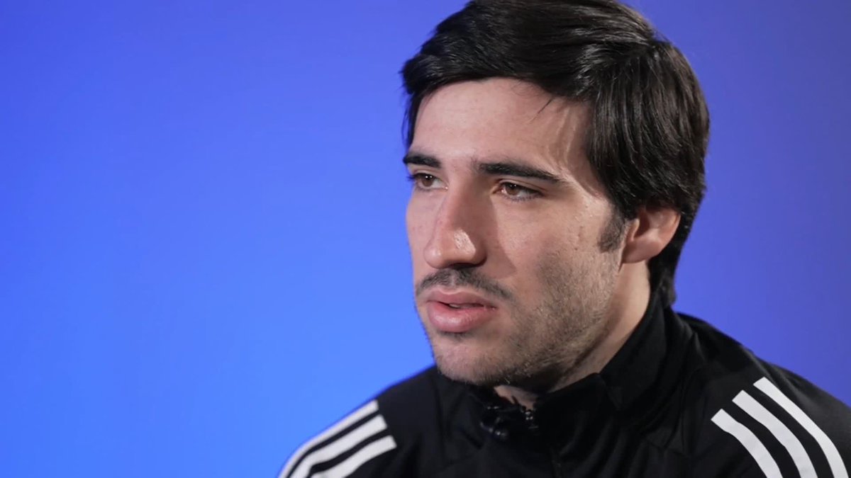 "It's a dream for the fans and we also dream" Newcastle midfielder Sandro Tonali on his side's hopes of ending their trophy drought ⚫⚪
