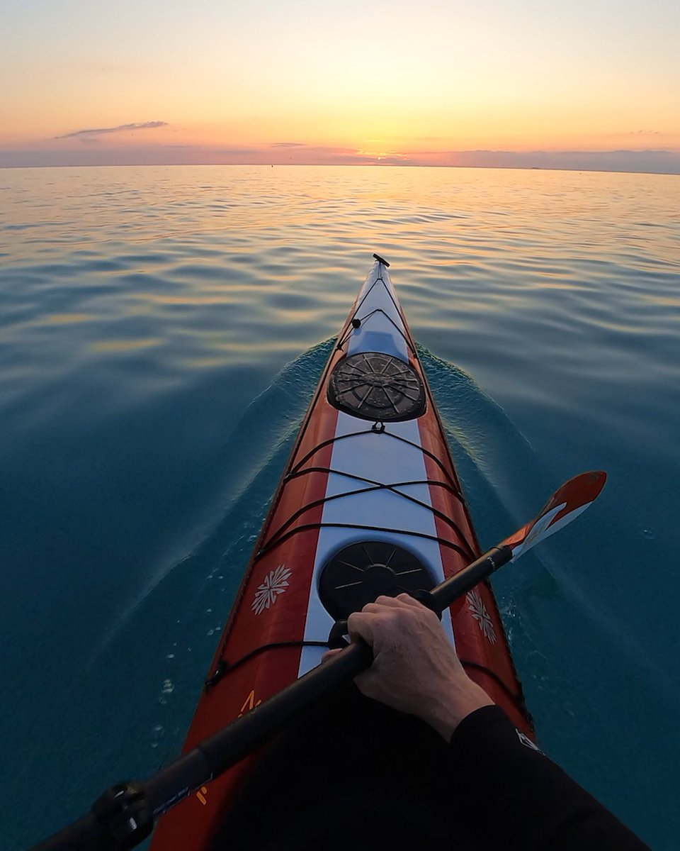 No, this is not a loop ๐
Teleport to Danish waters through $500 #GoProAwards recipient Jacob Bols' POV. #GoPro #GoProPOV #Kayak #Relaxing #Meditation #Denmark #POV #ASMR