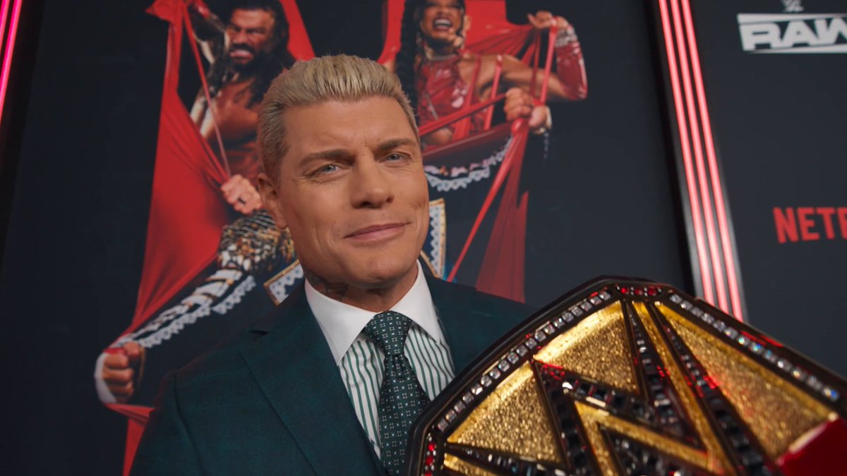 WWE Superstars were SHINING on the Monday Night RAW red carpet. #WWEonNetflix