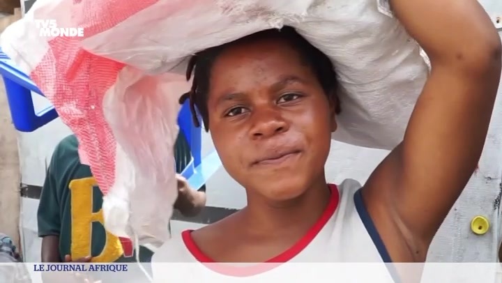 Dans l’Est de la RDC, ils sont des centaines à fuir les combats entre l’armée et le M23 depuis la ville de Sake où des affrontements ont été signalés ce mardi. La population converge vers Goma, capitale du Nord-Kivu.