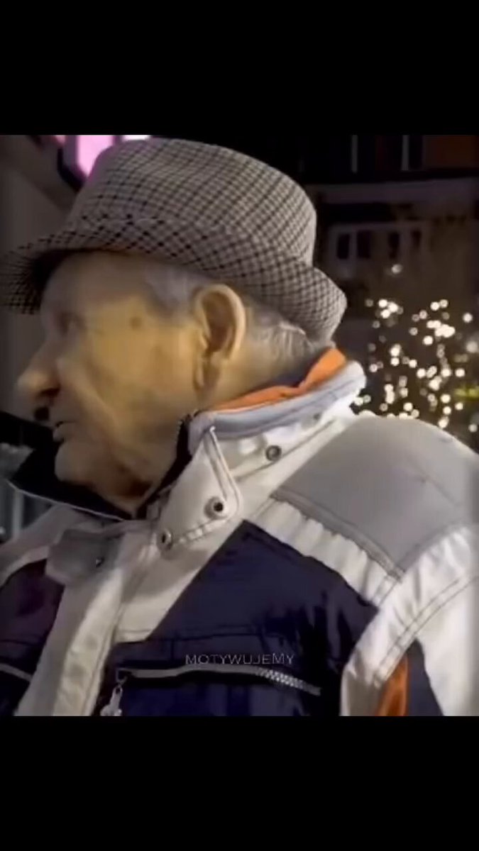 Ukłony dla tego Pana!🥳Mądrego to aż miło posłuchać⤵️