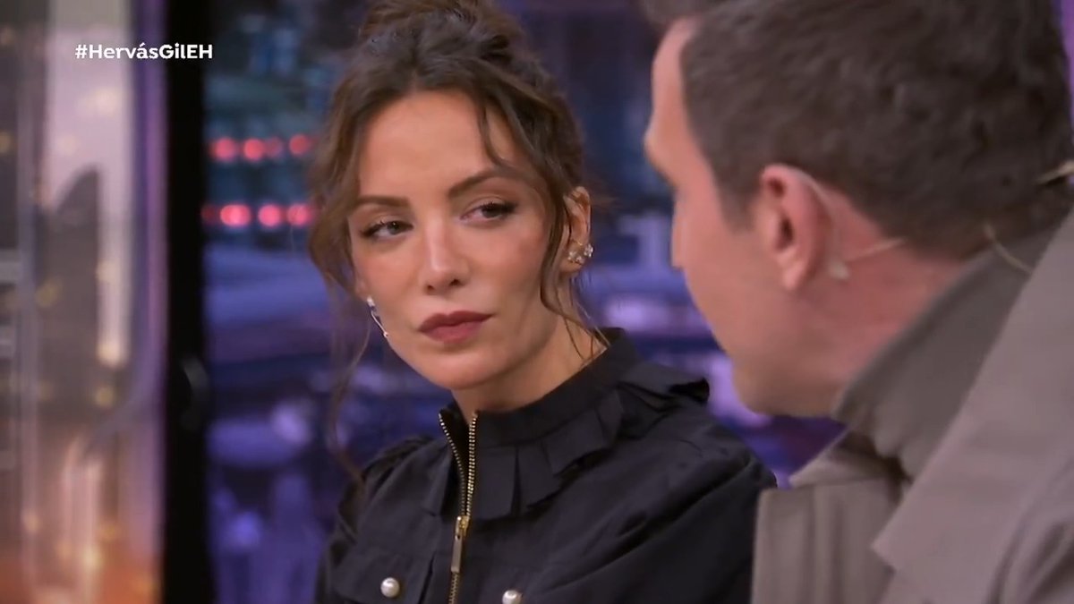 María Hervás y Fernando Gil nos presentan la nueva temporada de “Machos Alfa” que se estrena este viernes en Netflix España #HervásGilEH