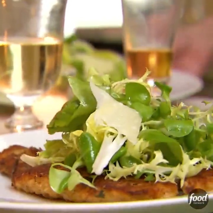 With over 700 5-star reviews, this Parmesan Chicken is a MUST-make ⭐ hbo max fka for more #BarefootContessa! #StreamOnMax Get Ina Garten's recipe: