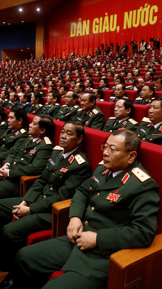 "Việc thăng chức gần đây của Trung tướng Thái Đại Ngọc và Nguyễn Quang Ngọc lên chức Phó Tổng tham mưu trưởng đánh dấu sự khởi đầu của quá trình chuyển giao lãnh đạo trong quân đội trước Đại hội ĐBQĐ lần thứ 12 sẽ được tổ chức vào cuối năm nay."