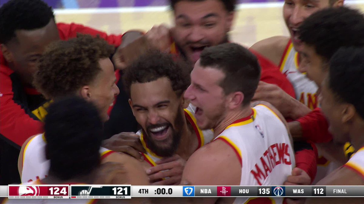 TRAE YOUNG WINS IT ON A HALF COURT BUZZER BEATER 🤯