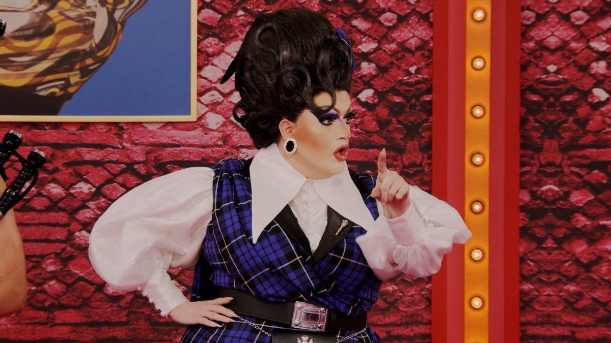 Is there a TRAITOR in the Werk Room?! ๐ซฃ Lawrence Chaney Snatch up a first lewk at this week's #DragRace before an all-new episode FRIDAY at 8p on MTV! ๐