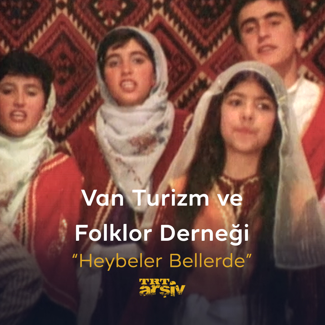 #Van Turizm ve Folklor Derneği'nin tatlı ekibinden harika bir performans izliyoruz: "Heybeler Bellerde"