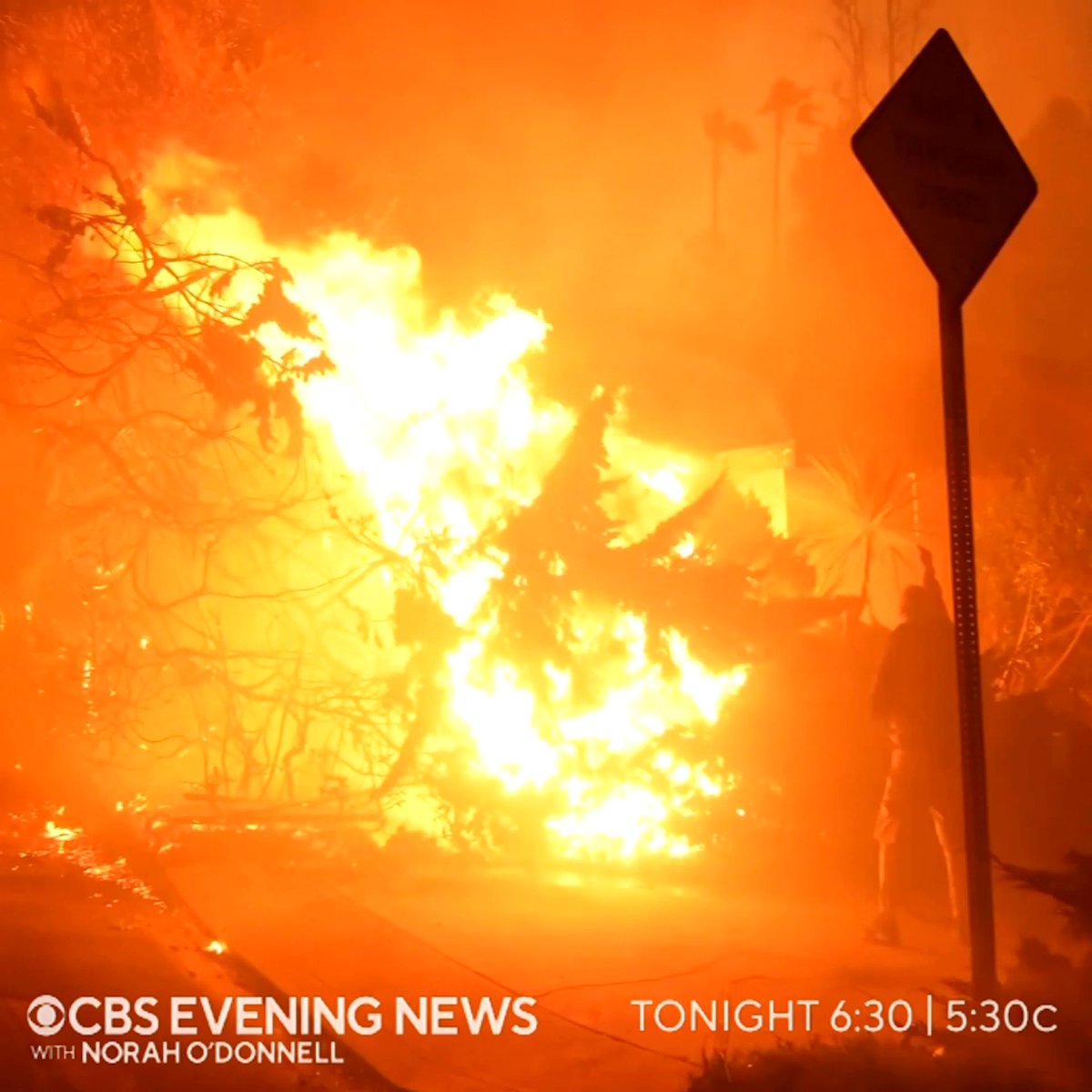 TONIGHT: The CBS Evening News with Norah O'Donnell 🇺🇸 takes you to the front lines of the devastating Southern California wildfires. Join @TonyDokoupil, Jonathan Vigliotti 🐋, @LiliaLuciano, Rob Marciano, Tom Hanson and Kris Van Cleave for our team coverage starting at 6:30 p.m. ET.
