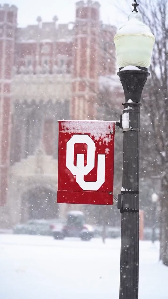 Welcome to our winter wonderland! ❄️ #BoomerSooner ☝️
