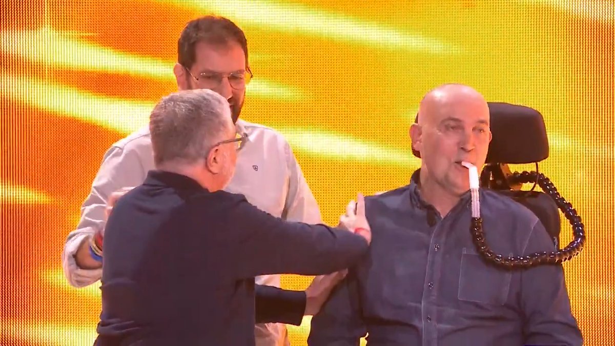 🎉 ¡LO CONSIGUIERON! 🥹 Iñigo, Urbano y Ramón consiguen 25 casillas y se llevan el premiazo: 55.000 euros 😮 Enhorabuena equipazo, un programa muy emocionante ❤ #ElCazador1066