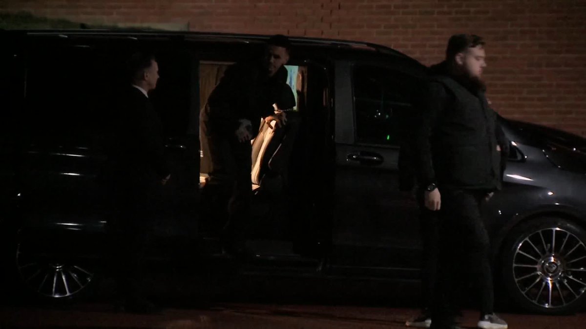 Enzo Le Fée has arrived at Sunderland this evening and undergone his medical in the last couple of hours 🎥