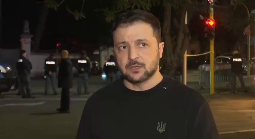 ⚡️ Zelensky: Ukraine will have additional air defense systems. "We don’t yet have all 19 systems, but partners have guaranteed a significant number." He also confirmed the next Ramstein meeting is set for February: "The location isn’t critical—what matters are the key decisions made to support Ukraine."