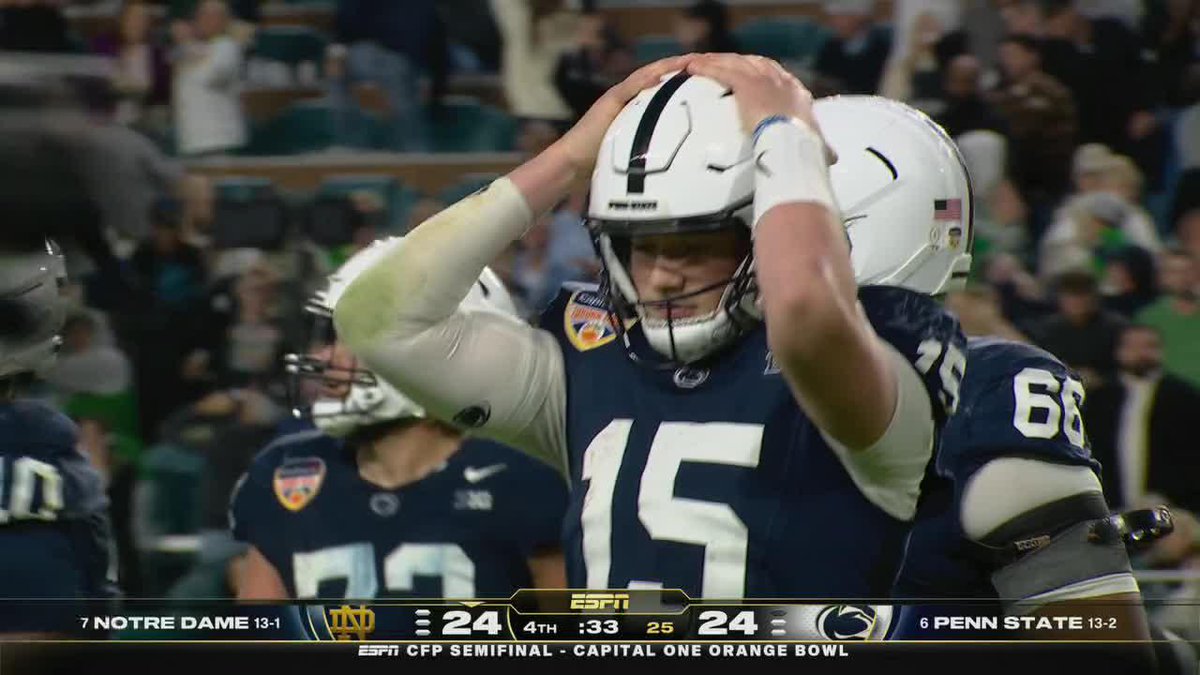 Notre Dame picks off Drew Allar late in the fourth 😳
