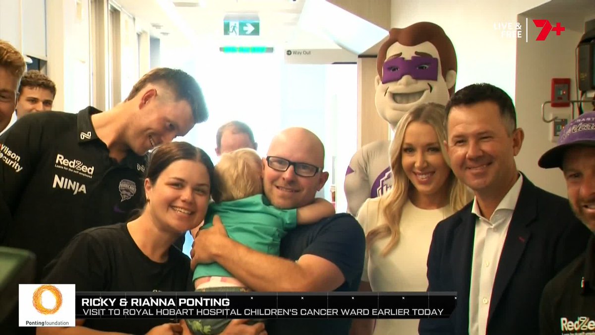 Tonight's game is all about the Ponting Foundation, and helping young Australians and their families beat cancer ❤️️ You can get involved via the link below #BBL14 | Ricky Ponting AO