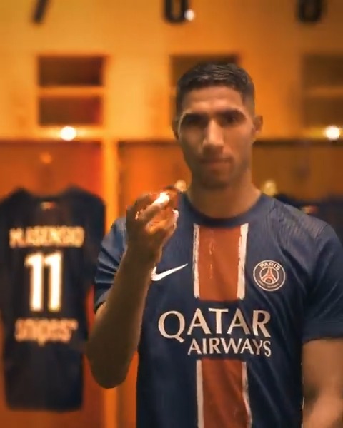 "𝐀𝐫𝐞 𝐲𝐨𝐮 𝐫𝐞𝐚𝐝𝐲 𝐭𝐨 𝐦𝐢𝐧𝐞?" 💎 Rejoignez la chasse aux diamants du monde digital avec le Paris Saint-Germain et Brilliantcrypto ❤️💙 📲
