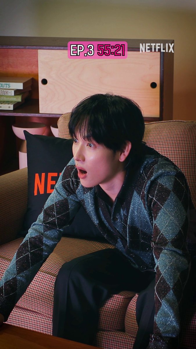 재주행을 부르는 333번 이명기 씨의 진기명기 리액션 보시겠습니다. <오징어 게임> 시즌2, 절찬 스트리밍 중. #오징어게임2 #SquidGame2 * 눌러서 크게 보기 *