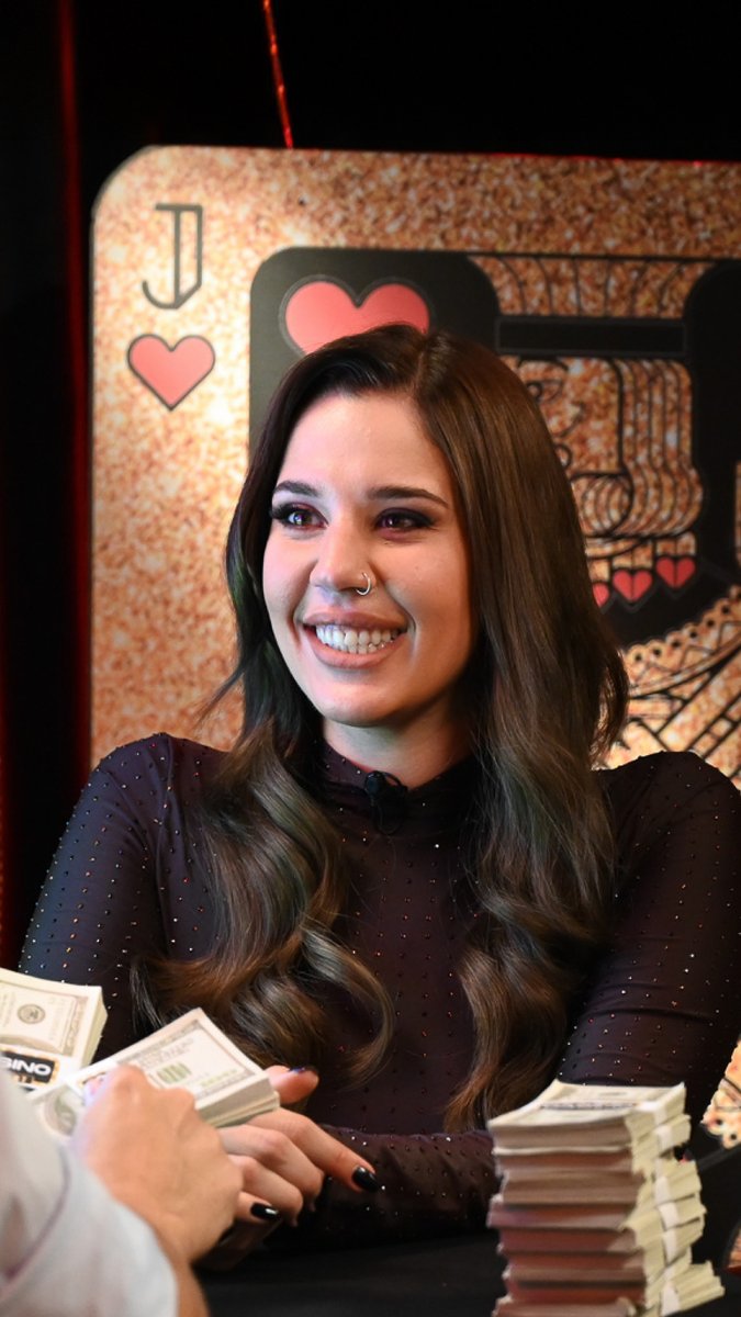 ¿Qué haría "La Tora" con 1 millón de dólares? 📲 Mirá la entrevista completa del Pollo Álvarez acá
