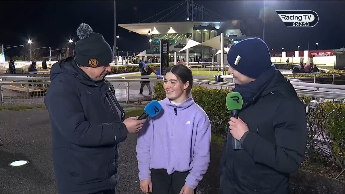 🗣️"I might not see you for another 2 years!" Amy Jo Hayes has made quite the splash in her short stint riding for Trevor Andrews in Perth, so much so that she's going back! 🇦🇺 #TheFridayClub | William Hill Racing | Dundalk Stadium