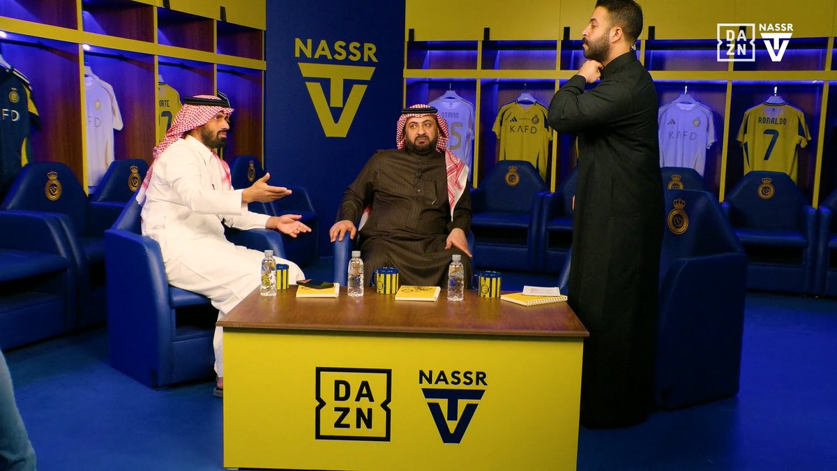 تابعوا برنامج "غُرفة الملابس" عبر قناة Nassr TV 🤩 للحديث فنيًا عن مباراة #النصر_الأخدود أمس مع نجوم #العالمي وليد الطرير وسعد الحارثي 💛 حصريًا ومجاناً عبر DAZN