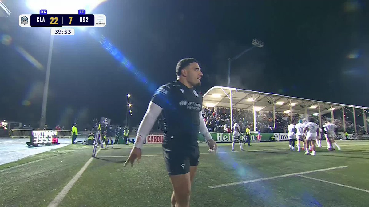 Sione Tuipulotu goes over! 🌟 Glasgow Warriors secure their bonus point at the end of the first half of action ⚔️ #InvestecChampionsCup