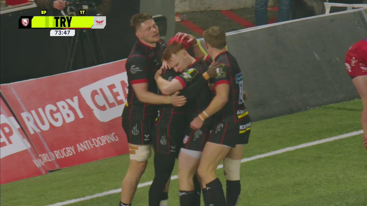 Incredible try from Christian Wade! 🤯 The Gloucester Rugby 🍒 player scores after running the length of the pitch 🍒🔥 #ChallengeCupRugby