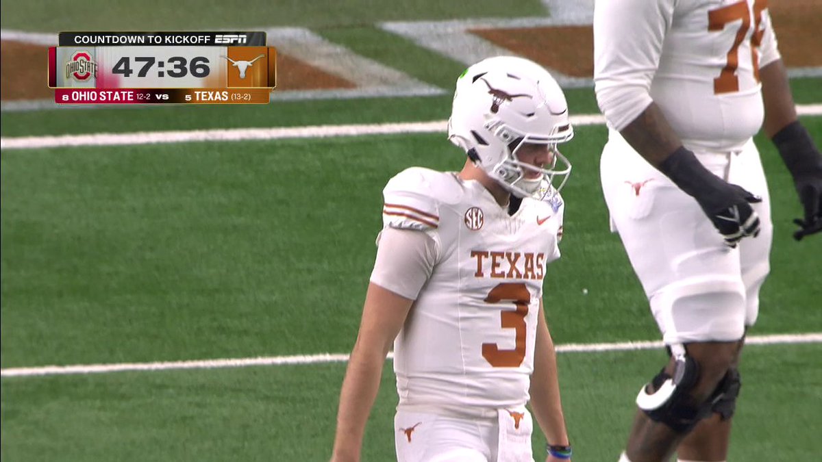 “I just wish people wouldn’t just look at hype, but they would look at what’s been done. The reality of what Quinn has done has been pretty special.” Tim Tebow on Quinn Ewers leading Texas Football to back-to-back CFP Semifinals 👏
