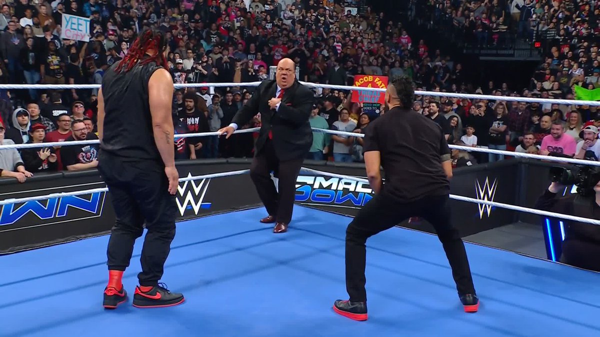Tama Tonga and Jacob Fatu just tried to ambush Paul Heyman 😱 Have no fear, BIG JIM is here 👊 #SmackDown