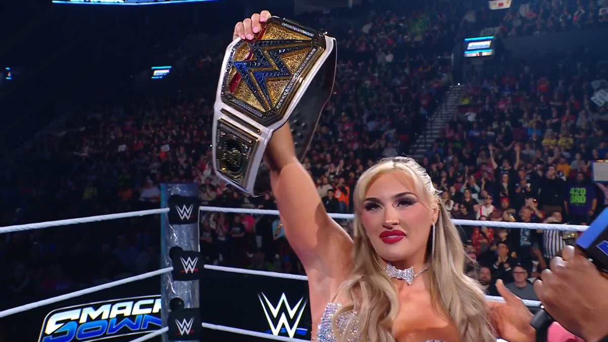 ✨IT'S TIFFY TIME!!! ✨ Give it up for your WWE Women's Champion, Tiffany Stratton! #SmackDown