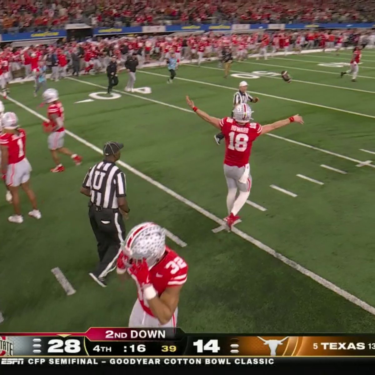 The moment Ohio State advanced to the CFP National Championship game 👏